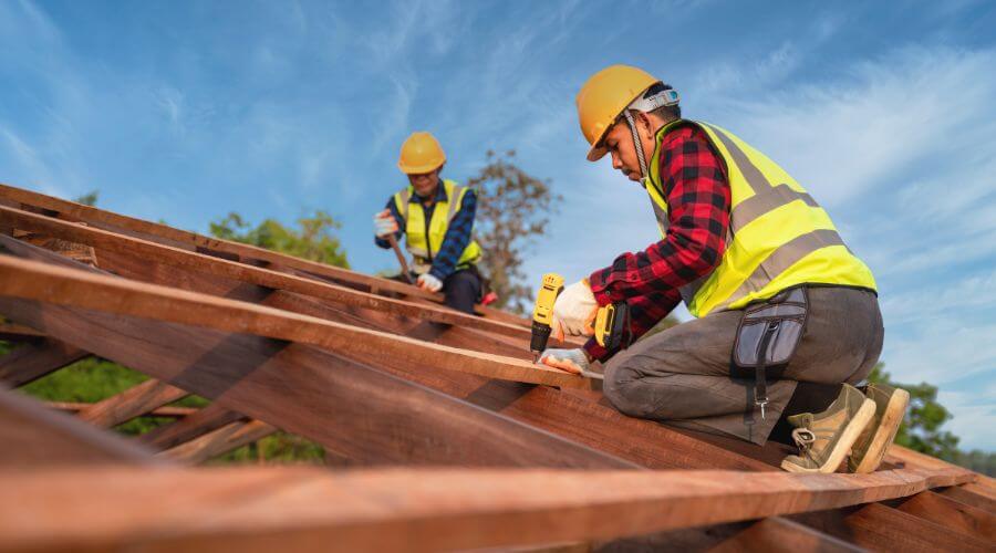 Professional Flat Roofing Installation services in Wilson, MI